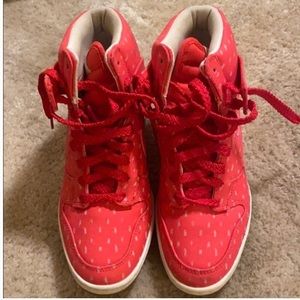 Women’s Wedge Nike sneakers